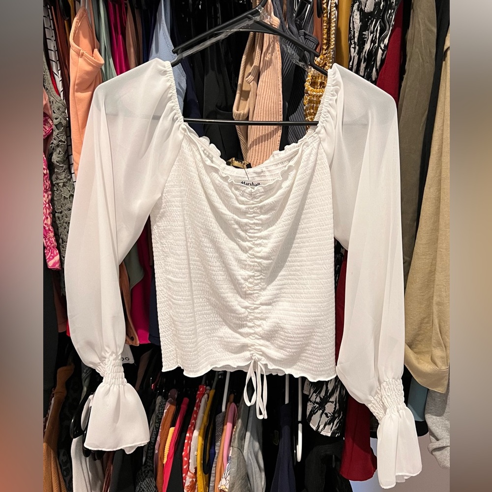 White cute Top
